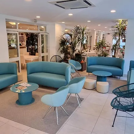 Helvetia Hotel 4*