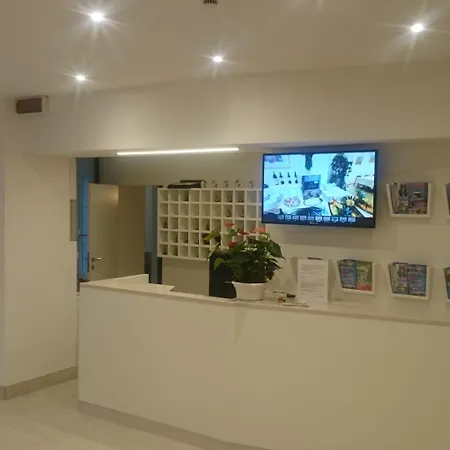 Helvetia Отель Линьяно-Саббьядоро