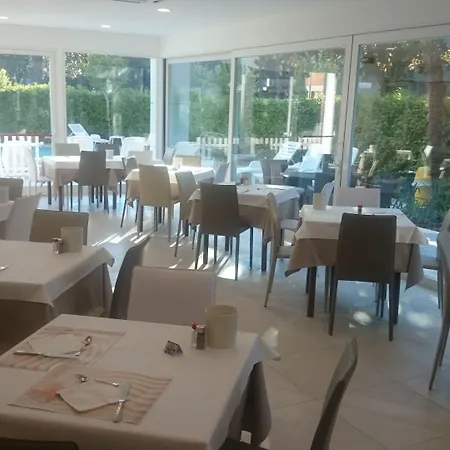 Hotel Helvetia 4*